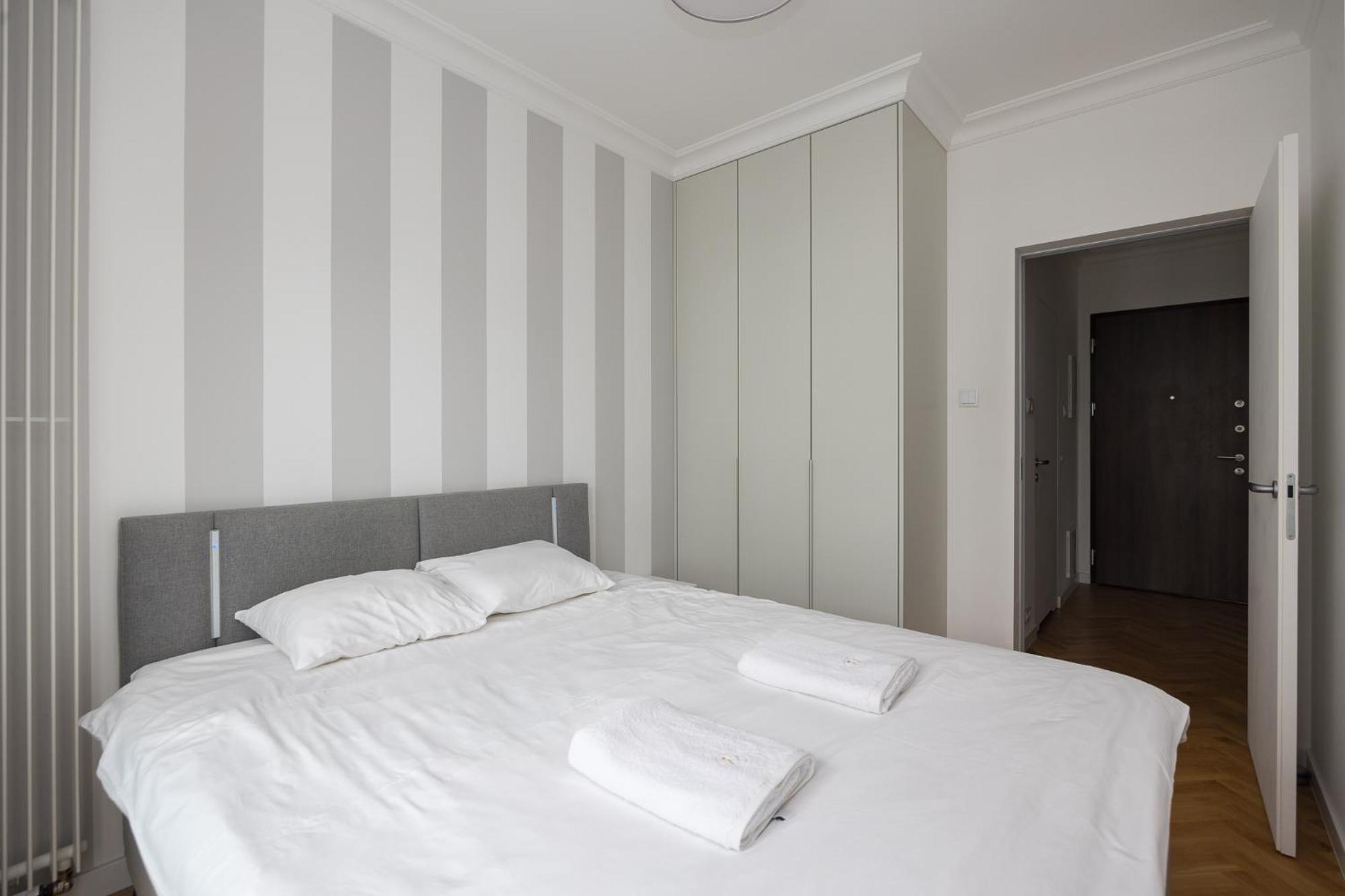 Vipwarsawapartments Onyx Mennica Residence מראה חיצוני תמונה