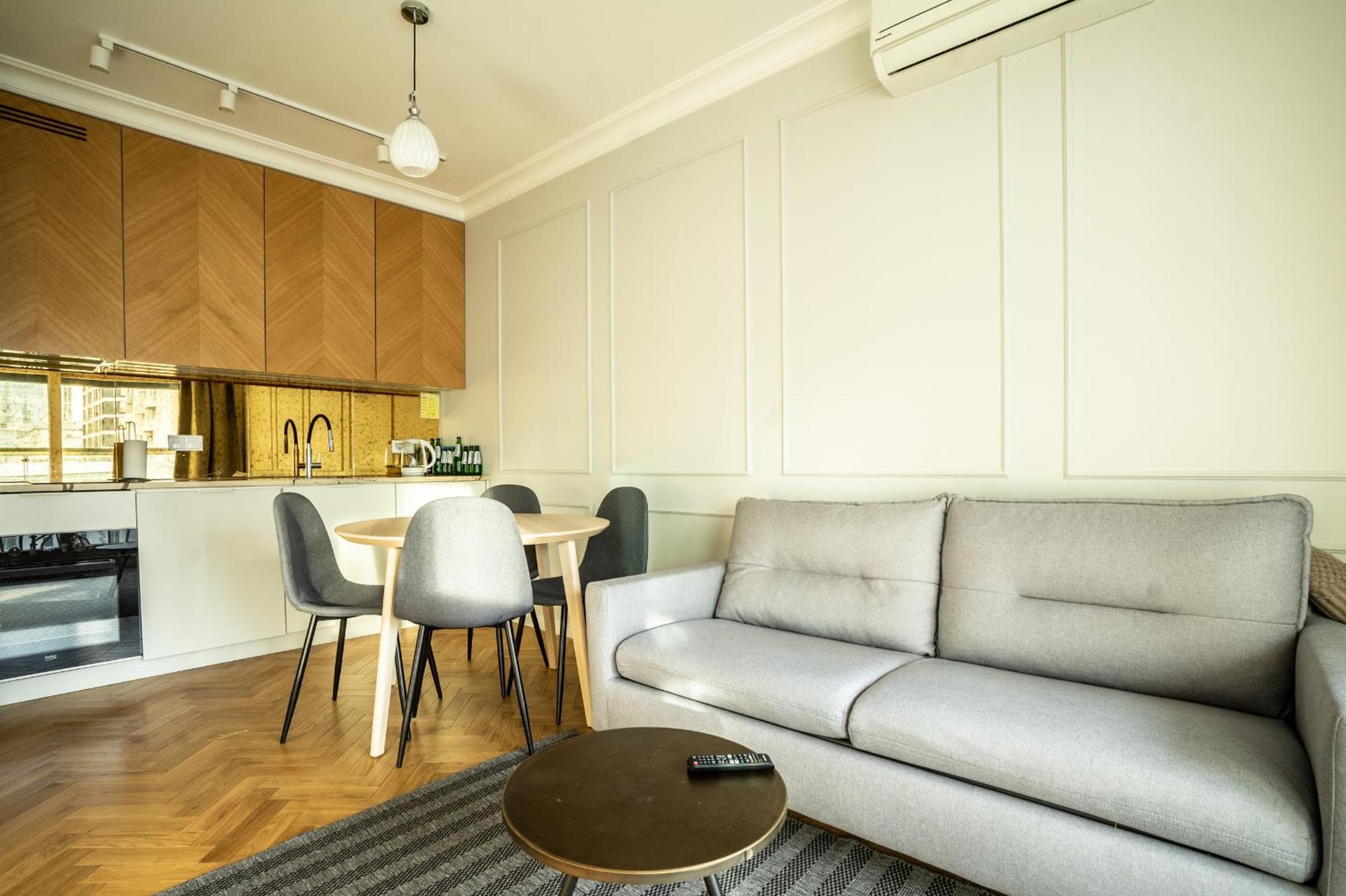 Vipwarsawapartments Onyx Mennica Residence מראה חיצוני תמונה